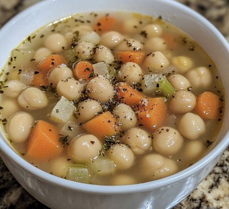 Chickpea and White Bean Soup Chickpea And White Bean Soup, Hamburger Potato Soup, Easy Cooking Ideas, Corn Fritter Recipes, White Bean Soup Recipes, Navy Beans, Bean Soup Recipe, Chicken Pot Pie Soup, Chickpea Soup