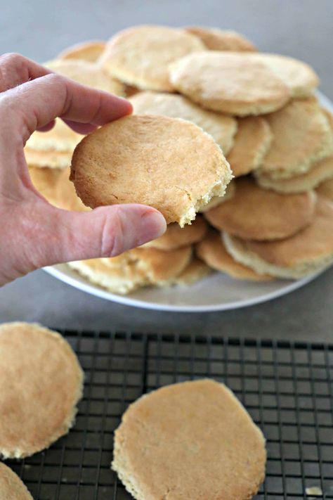 Teacakes Recipe Old Fashioned Tea Cakes, Old Fashion Tea Cake Recipe, Old Fashioned Tea Cakes, Tea Cookies Recipe, Tea Cake Recipe, Tea Cakes Southern, Southern Tea, Cane Syrup, Tea Cake Cookies