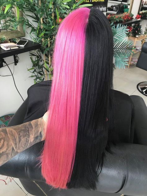 Hair Color Ideas Auburn, Dyeing Hair, Split Dye, Pink And Black Hair, Split Dyed Hair, Hot Pink Hair, Korean Hair Color, Hair Color Underneath, Vivid Hair Color