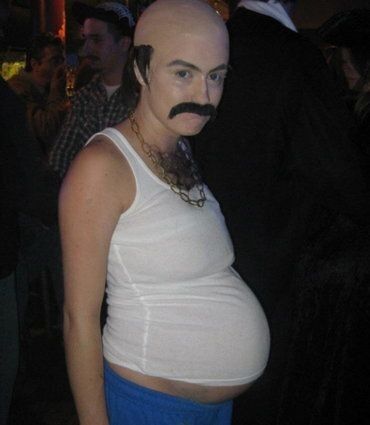 Funny Pregnant Halloween Costumes, Carl Costume, Pregnancy Costumes, Pregnant Halloween Costumes, جوني ديب, Bald Cap, Aqua Teen Hunger Force, Pregnant Halloween, Diy Kostüm