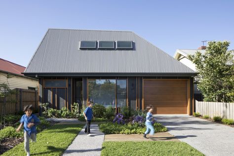 A Family Home in Australia Features a Playful Version of the Classic Pitched Roof - Dwell Texture Photoshop, Roof Architecture, Grey Exterior, Australian Architecture, Corrugated Metal, Roof Design, Pitched Roof, Metal Roof, Cheap Home Decor