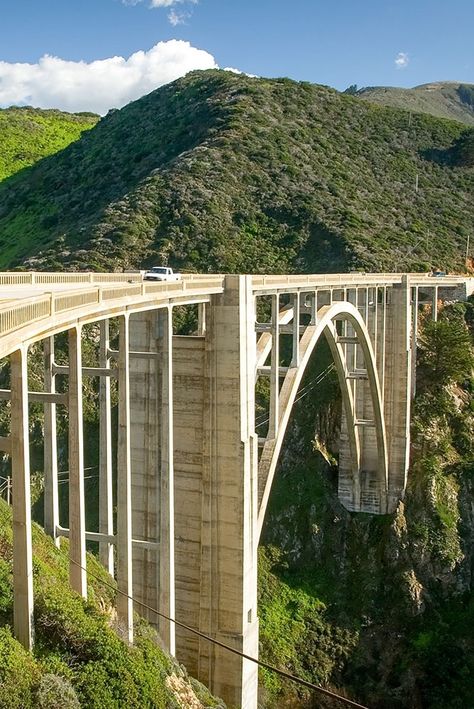 Bixby Creek Bridge is one of the most iconic bridges in California. Located on Highway 1 near Big Sur, the bridge spans 714 feet and stands 260 feet above Bixby Creek. It was built in 1932 and is one of the most photographed landmarks in the state. Bixby Creek Bridge is an incredible feat of engineering, and it's no wonder that it's become such a popular tourist destination. 📸: Mariusz Jurgielewicz Bixby Creek Bridge, Bixby Bridge, Creek Bridge, Bridge Photography, Highway 1, Big Sur California, Scenic Routes, Travel Sites, Big Sur