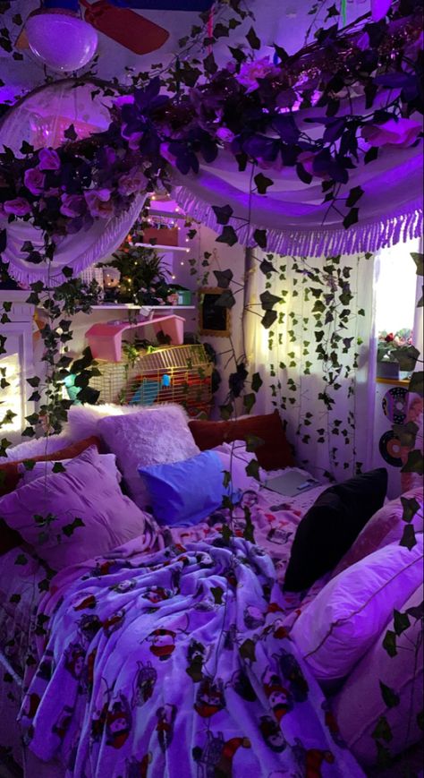 Aesthetically pleasing room :) Fae Room Aesthetic, Fairy Room Ideas Aesthetic, Room Decor Inspo Bedroom Ideas, Neon Cottagecore, Room Aesthetic Purple, Skateboard Room Aesthetic, Purple Green Room Aesthetic, Pastel Purple Room Ideas, Purple And Green Room Aesthetic