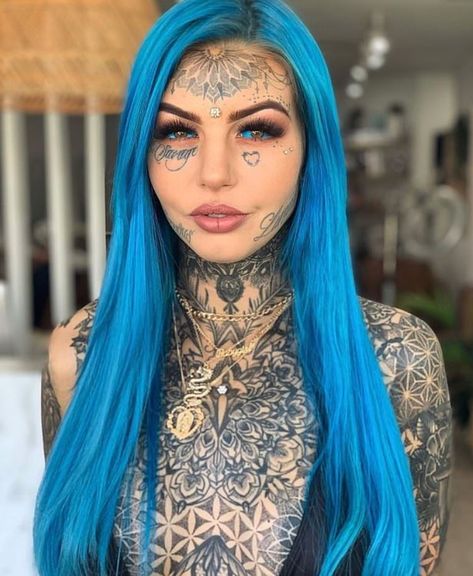 ‘Dragon Girl’ who has over £20,000 worth of piercings and tattoos has revealed her latest modification – tattooing her eyeballs BLUE – The Sun Eyeball Tattoo, Piercings For Girls, Tattoo Girls, Dragon Girl, Luscious Hair, Face Tattoos, Hot Tattoos, Body Modifications, Beauty Tattoos