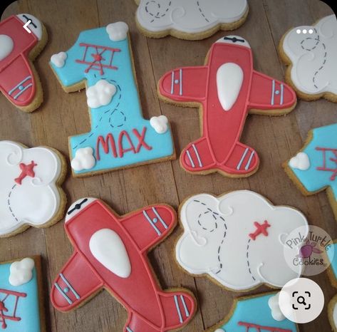 Airplane Birthday Cookies Decorated, Decorated Airplane Cookies, Airplane Birthday Cookies, Airplane Cookies Royal Icing, Airplane Cookies Decorated, Airplane Birthday Cakes, Airplane Cookies, Planes Birthday Party, Bee Cupcakes