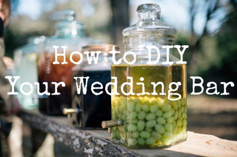 DIY Wedding Bar Ideas Diy Wedding Bar Ideas, Budget Planner Diy, Wedding Bar Ideas, Diy Wedding Bar, Buffet Wedding Reception, Wedding Budget Planner, Diy Your Wedding, Wedding Food Drink, Wedding Backyard Reception