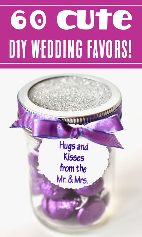 Wedding Favors for Guests Cheap Diy Gifts, Bridal Shower Favors Cheap, Diy Wedding Favors Cheap, Wedding Guess, Trendy Wedding Favors, Homemade Wedding Favors, Irregular Mirror, Budget Friendly Wedding, Best Wedding Favors