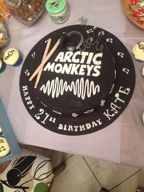 Arctic Monkeys Bday Cake, Arctic Monkeys Birthday Party, Arctic Monkeys Cake, Music Birthday Cake, Monkey Birthday Cakes, Bolo Da Hello Kitty, Prawns Curry, Monkey Birthday Parties, Rock Cake