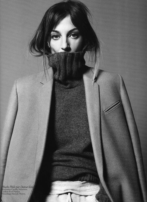 Phoebe Philo by David Sims Vogue Paris March 2010 Claire Mccardell, Madeleine Vionnet, David Sims, Jeanne Lanvin, Intelligent Women, Farrah Fawcett, Ashley Olsen, Phoebe Philo, Minimal Chic