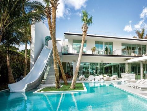 Dream Backyard Pool, Luxury Beach House, Dream Life House, Dream Pools, Luxury Homes Dream Houses, Luxury House Designs, Dream Backyard, Dream House Interior, Design Your Dream House