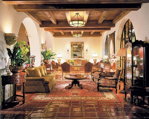 ELLE DECOR GOES TO COASTAL CALIFORNIA    The Biltmore Four Seasons in Santa Barbara. Spanish Style Living Room, Santa Barbara Style, Spanish Hacienda, Mexican Hacienda, Spanish Decor, The Biltmore, Four Seasons Resort, Coastal California, Mexican Home