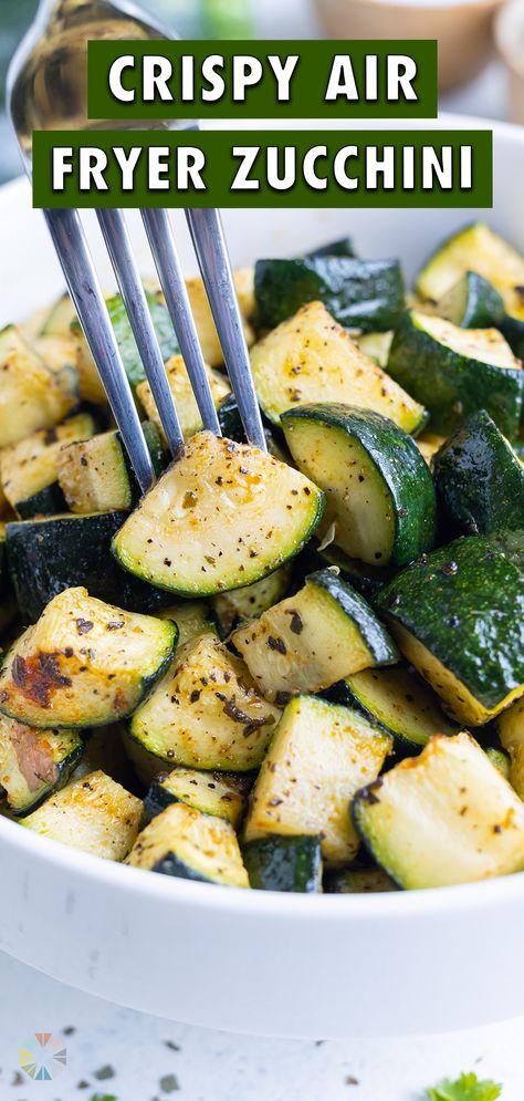 Air Fryer Zucchini And Potatoes, Zuchini Air Fryer Recipe Keto, Air Fryer Zucchini Noodles, Air Fryer Zucchini And Carrots, Zuccini Sides Dishes Air Fryer Keto, Air Fryer Zucchini Fries No Breading, Zuccinni Recipe Air Fryer, Airfry Zucchini Recipes, Healthy Vegetarian Air Fryer Recipes