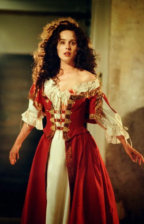 The Women in Red: The Evolution of a Pirate Trope « Swordplay & Swashbucklers Opera Audition Outfit, Golden Age Of Piracy Clothing, Pirates Of The Caribbean Kierra Knightly, Pirate Dress Female, Lady Pirate Aesthetic, Red Pirate Outfit, Pirate Aesthetic Female, Redhead Pirate, Alexandra Aesthetic