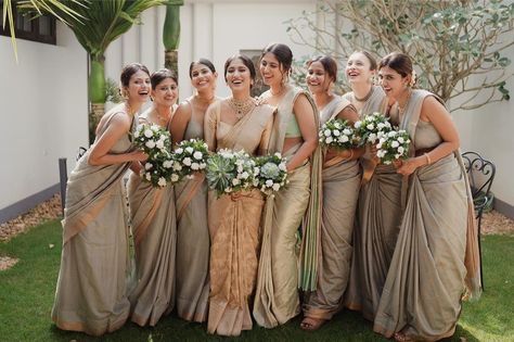 Tamil Wedding Bridesmaid, Tamil Bridesmaid, Bridesmaid Photoshoot Indian, Indian Bridesmaids Saree, Indian Bridesmaids Outfits Ideas, Bridesmaid Saree Indian, South Indian Bridesmaids, Tamil Weddings, Sarees South Indian