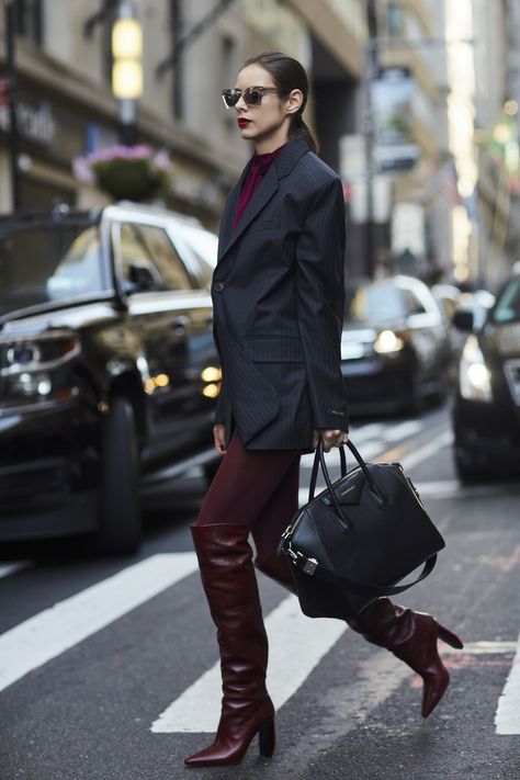 Coco Rocha | Coco Rocha - NYFW2017 SS18 day 5. | Maurice Malbrunot | Flickr New York Fashion Week Street Style, New Street Style, Street Style Trends, Spring Street Style, Cool Street Fashion, Fashion Week Street Style, Street Style Looks, Korean Street Fashion, Street Chic