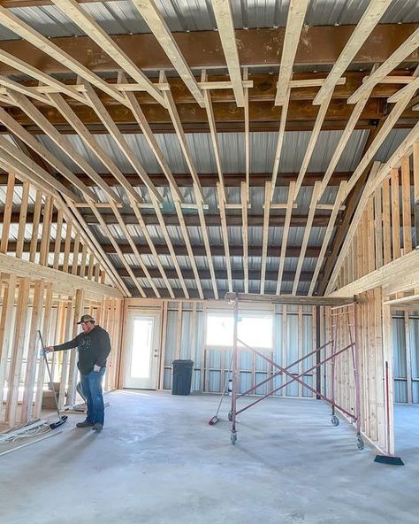 OKModernBarndominium on Instagram: "Inside framing ✔️ 12.5-ft. vaulted ceiling’s & 8-ft. interior walls • #floorplans #metalhouse #barndominiumliving #barndominium #framing #lumber #polebarn #vaultedceiling #instagood #picoftheday #instadaily" Vaulted Ceiling Kitchen, Ceiling Kitchen, Building Homes, Metal Building Homes, January 22, Pole Barn, Metal Buildings, Metal Homes, Vaulted Ceiling