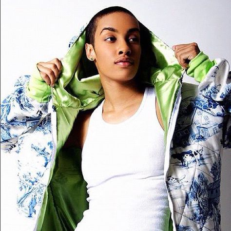 Pin for Later: ANTM Contestants: Where Are They Now? Ashley (AzMarie) Livingston Azmarie Livingston, Androgynous Women, America's Next Top Model, Masculine Feminine, Bald Women, Popsugar Beauty, Next Top Model, Tomboy Fashion, Livingston