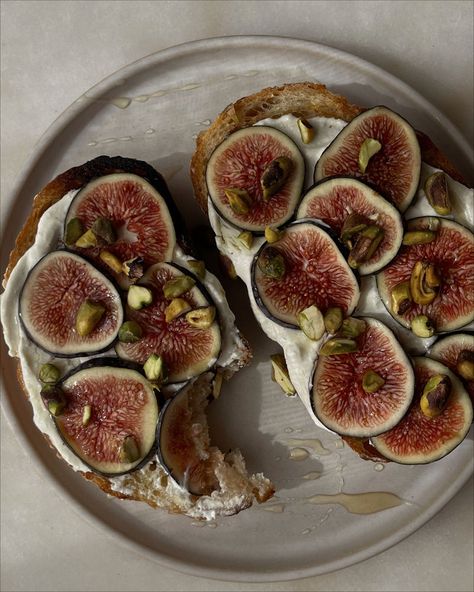 Fig Toast, Figs Breakfast, Whipped Cottage Cheese, Fig Season, Sourdough Toast, Fresh Figs, Healthy Food Motivation, Healthy Lifestyle Food, Food Is Fuel