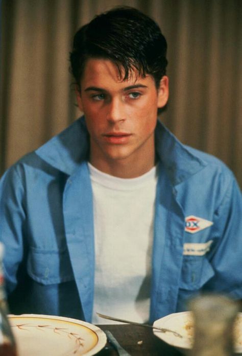 Sodapop Curtis! The Outsiders! Rob Lowe Movies, Rob Lowes, Rob Lowe, Willie Nelson, Actrices Hollywood, Soda Pop, Man Crush, Boys Who, Good Movies