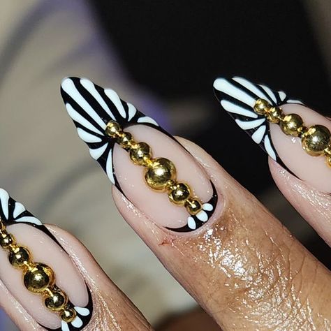 Cute Nails Classy, 2 Line French Nails, Hair Stylist Nails, Unique Square Acrylic Nails, Royal Nail Designs, Monopoly Nails, Simple Glam Nails, Gold Line Nails, Different Design On Each Nail