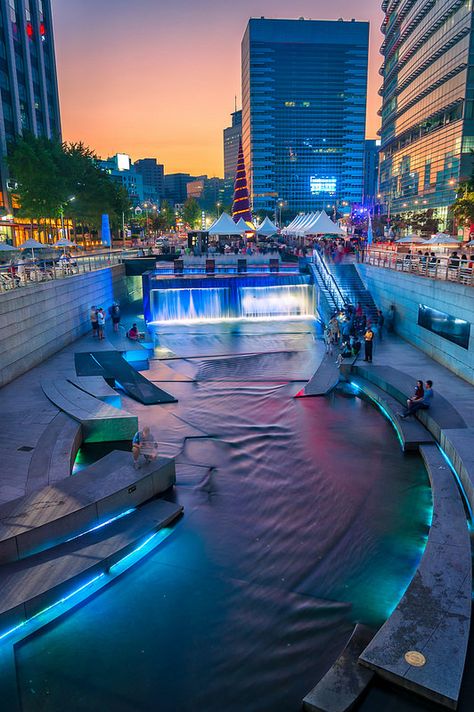 Cheonggyecheon Stream | Cheonggyecheon Stream in Seoul, Sout… | Flickr Seoul Travel Guide, Taman Air, Korea Wallpaper, Seoul Travel, South Korea Seoul, City At Night, South Korea Travel, Korea Travel, Travel South