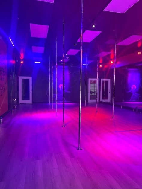 Dancing On Pole Aesthetic, Pole Dance Room, Pole Dancer Aesthetic, Strip Club Aesthetic, Pole Dance Aesthetic, Strip Aesthetic, Pole Aesthetic, Cage Dancer, Strip Club Outfit