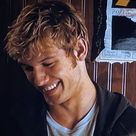 Blonde Man Face Claim, Alex Pettyfer Aesthetic, Freddie Kingsley, Blonde Male Face Claim, Blonde Prince Aesthetic, Alex Pettyfer I Am Number Four, Blond Male Faceclaim, Baddie Books, Alex Pettyfer Endless Love