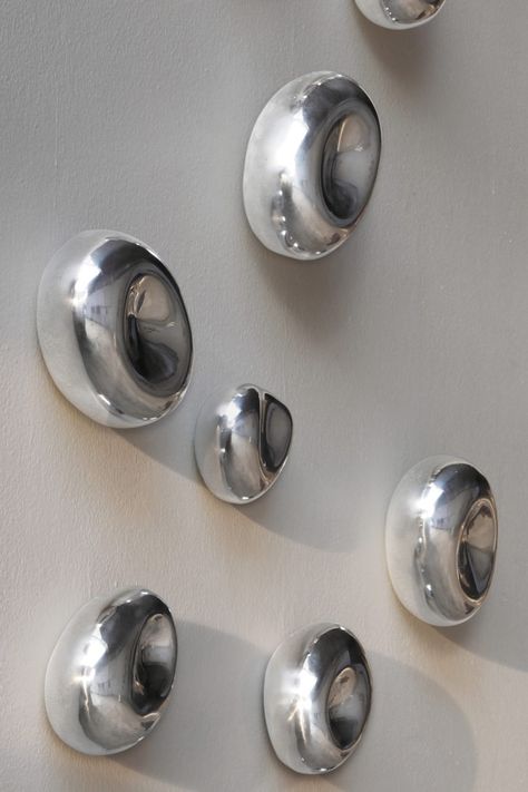 Bubble - R HUGHES Round Wall, Art Center, Wall Sculptures, The Wall, Art Decor, Product Launch, Bubbles, Size 2, Size 4