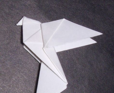 Origami: Origami Dove Easter Origami, Peace Corner, Holiday Origami, Origami Dove, Peace Place, Origami Yoda, Calm Kids, Origami Dragon, Origami Fashion