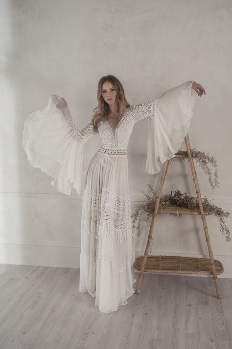 Inbar Freiman, Wedding Dress Women, Belle Gown, Wedding Dress For Women, Wedding Dresses Hippie, Hippie Wedding, Enchanted Wedding, Chiffon Wedding Dress, Fairy Wedding