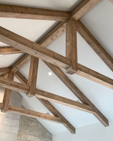 You're going to love our beams. Truss us.⁣ ⁣ #greenvalleybeams #fauxbeams #hollowbeams #boxbeams #trusses #realwood #woodisgood #welovewood #woodworkingskills #woodworkersofinstagram #woodworker #carpenter #wood #woodworking #mastercrafstman #dentontx #dallastx #texasmade #instatexas #igtexas #homedesignideas # Cross Beams Vaulted Ceiling, Cottage Skylight, Vaulted Beam Ceiling, Exterior Trusses, Support Beam Ideas, Exposed Trusses Living Room, Archway Trim, Wood Vaulted Ceiling, Beams Ceiling