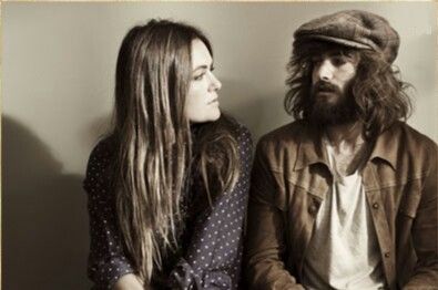 Angus and Julia Stone Angus And Julia Stone, Angus Stone, Julia Stone, Duo Band, Band Photoshoot, The Wombats, Band Photography, 70s Music, Jet Plane