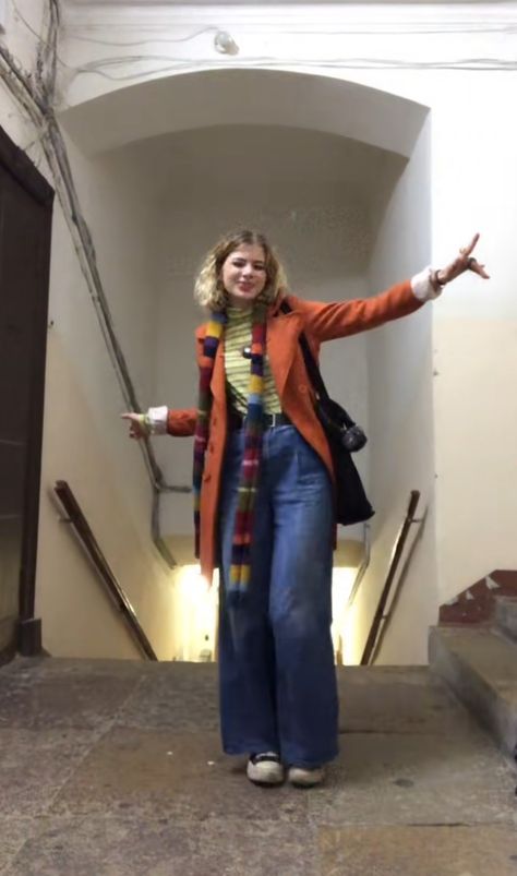 Tiktok Winter Outfits, Vintage Rock Aesthetic Outfit, 70s Tomboy Style, Plus Size 80s Fashion, 1970s Winter Fashion, Rehearsal Outfits Theatre, Colorful Hippie Outfits, Miss Frizzle Outfits, Artistic Outfits Aesthetic