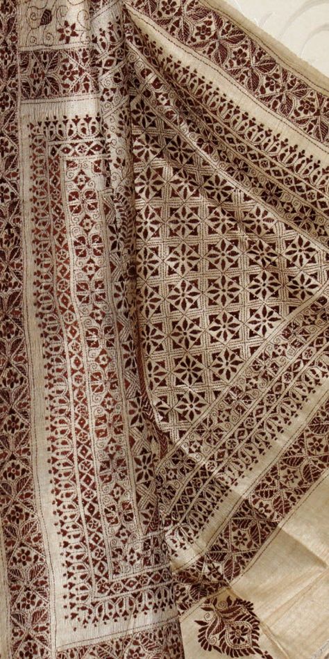 Kantha Saree Silk, Katha Work Saree, Katha Stitch, Kantha Stitch Saree, Kantha Work Sarees, Kantha Cloth, Saree Accessories, Kantha Sari, Kantha Silk