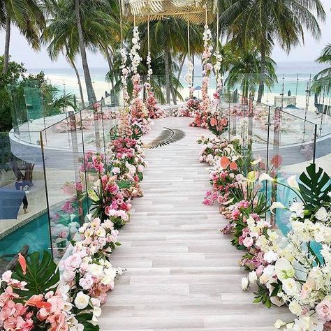 The most amazing aisle for that all important walk! 💕 🌴 Wedding Event Design, Beach Wedding Decorations, Wedding Goals, Wedding Aisle, Wedding Ceremony Decorations, Wedding Places, Wedding Candles, Tropical Wedding, Greenery Wedding