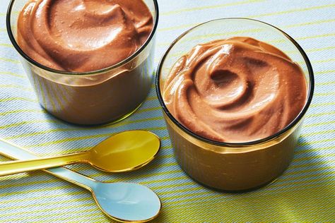 Pioneer Woman Chocolate Pudding, Homemade Chocolate Pudding No Cornstarch, Best Chocolate Pudding Recipe, Best Whipped Cream Frosting, Homemade Pudding Recipe, Homemade Chocolate Pudding Recipe, Best Whipped Cream, Choc Pudding, Pudding Homemade