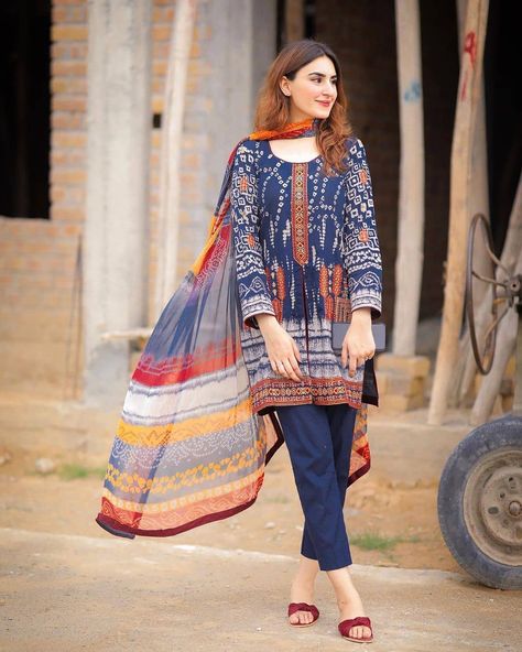 Are you ready for #Spring because @aaniatblog is!✨😍 Absolutely loving the #SpringSummer vibe in this chic three-piece lawn suit. 👗:… Aaniat Khalid, Lawn Dress Design, Pakistani Women Dresses, Simple Style Outfits, Girls Dps, Pakistani Fashion Casual, Stylish Short Dresses, Pakistani Dresses Casual, Pakistani Fashion Party Wear