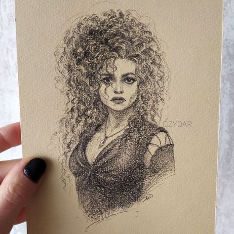 Bellatrix Drawing, Drawing Harry Potter Sketches, Bellatrix Lestrange Sketch, Booktok Drawings, Bellatrix Lestrange Drawing, Bellatrix Lestrange Tattoo, Harry Potter Sketchbook, Sketch Harry Potter, Harry Potter Sketches