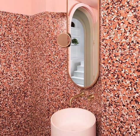 Kelly Wearstler Budapest Cafe, Retro Pink Bathroom, Terrazzo Bathroom, Pink Terrazzo, Cafe Pictures, Deco Rose, Grand Budapest Hotel, Interior Minimalista, Pink Tiles