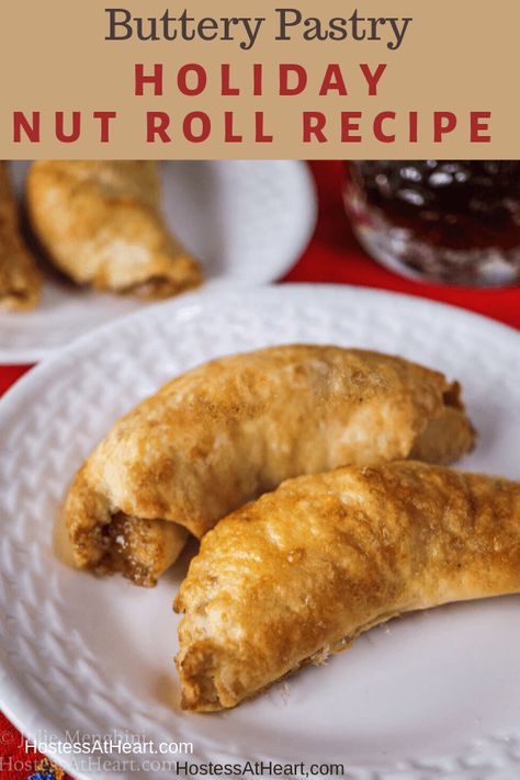 Easy Nut Roll Recipe, Nut Roll Recipe, Xmas Sweets, Nut Roll, Fun Meals, Nut Rolls, Chocolate Peppermint Cookies, German Baking, Dough Ingredients