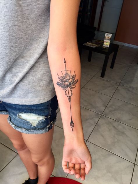 Lotus forearm girly tattoo Lotus Tattoo On Forearm, Lotus Flower Tattoo Bicep, Lotus Inner Arm Tattoo, Forearm Lotus Tattoo Women, Tattoos For Women Lotus, Lotus Flower Tattoo Forearm, Inner Forearm Tattoos For Women, Arm Tattoos For Women Upper, Feminine Compass Tattoo