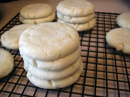 Paradise Bakery Sugar Cookie Recipe, Bakery Sugar Cookies, Paradise Bakery, Work Treats, Cookies Brownies, Best Sugar Cookies, Bakery Cakes, Yummy Sweets, Sugar Cookies Recipe