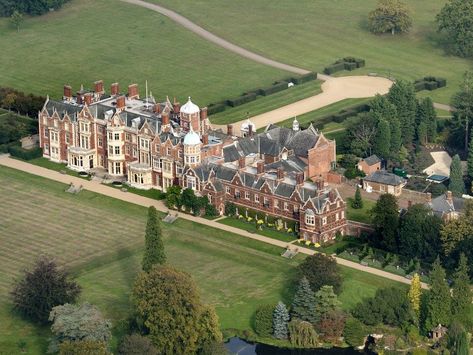 Royal Family Christmas, Stunning Gardens, Sandringham House, Alexandra Of Denmark, Sandringham Estate, Norfolk England, Country Retreat, Farm Cottage, English Manor