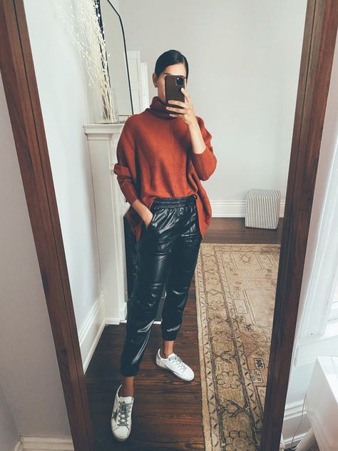 How To Style Black Leather Joggers, Leather Joggers Outfit Summer, Jogger Heels Outfit, Leather Cargo Joggers Outfit, Tan Leather Joggers Outfit, Styling Leather Joggers, How To Wear Leather Joggers, Shoes With Joggers Women, Leather Joggers Outfit Casual