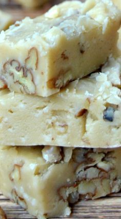 Butter Pecan Fudge, Butter Pecan Fudge Recipe, Pecan Fudge, Homemade Fudge Recipes, Easy Candy Recipes, Fudge Recipes Easy, Homemade Fudge, Candy Recipes Homemade, Christmas Candy Recipes