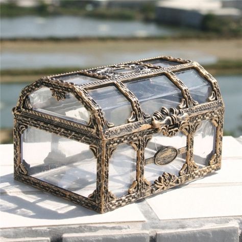 Plastic Transparent Pirate Treasure Box Crystal Gem Jewelry Box Storage Organizer Trinket Keepsake Treasure Chest Pirate Jewelry, Pirate Treasure Chest, Boho Styl, Personalized Jewelry Box, Stil Boho, Pirate Treasure, Jewelry Chest, Glass Box, Earring Organizer