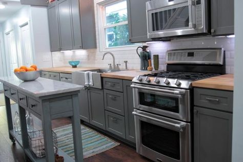 Butcher Block Countertops Grey Cabinets, Gray Cabinets With Butcher Block Counter, Kitchen With Butcher Block Counters, Kitchens With Butcher Block Countertops, Diy Kitchen Cart, White Cottage Kitchens, Modern Grey Kitchen, Wood Dining Room Table, Gray Cabinets