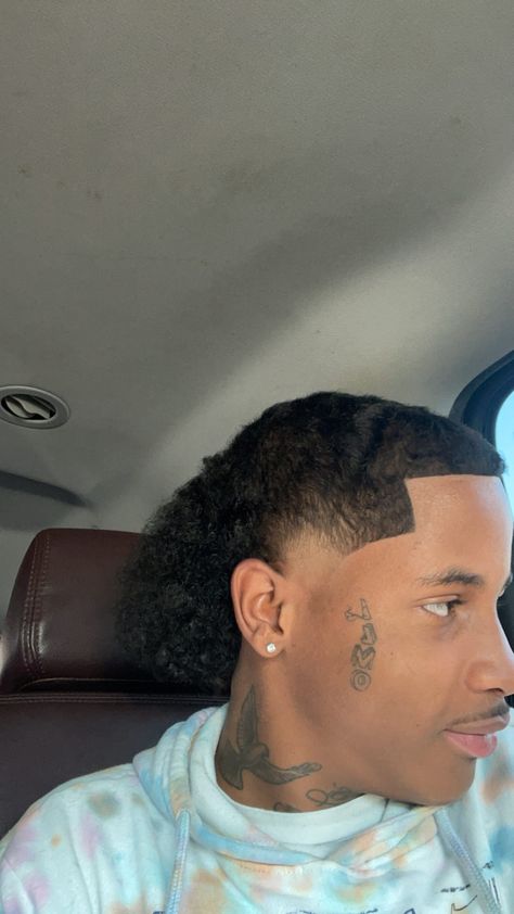 Mullet On Black Man, Black Man Mullet, Shag Mens Haircut, Black Hair Mullet Men, Mullet Black Man, Black Men Mullet, Black Guy Mullet, Men’s Curly Haircut Black, Black Men Waves Haircut