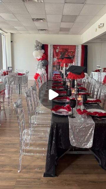 Pretty Party Events on Instagram: "Graduation season is coming up. Book the look 😉 #ppe #senior #2024 #highschool #graduation" Christmas Graduation Party, Grad Party Themes, Diy Graduation Party Ideas, College Graduation Party Ideas, Grad Party Theme, Highschool Graduation, College Graduation Party, Graduation Party Diy, Graduation Party Planning