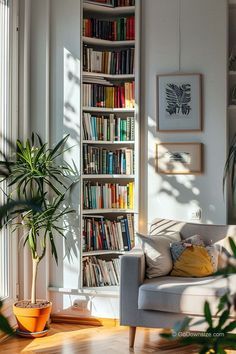 Bookcase In Corner Of Living Room, Low Corner Bookshelf, Vertical Book Shelf Ideas, Corner Bookshelves Floating, Corner Bookcase Ideas, Library Corner Ideas, Corner Wall Bookshelves, Corner Shelves Design, Corner Bookshelf Ideas